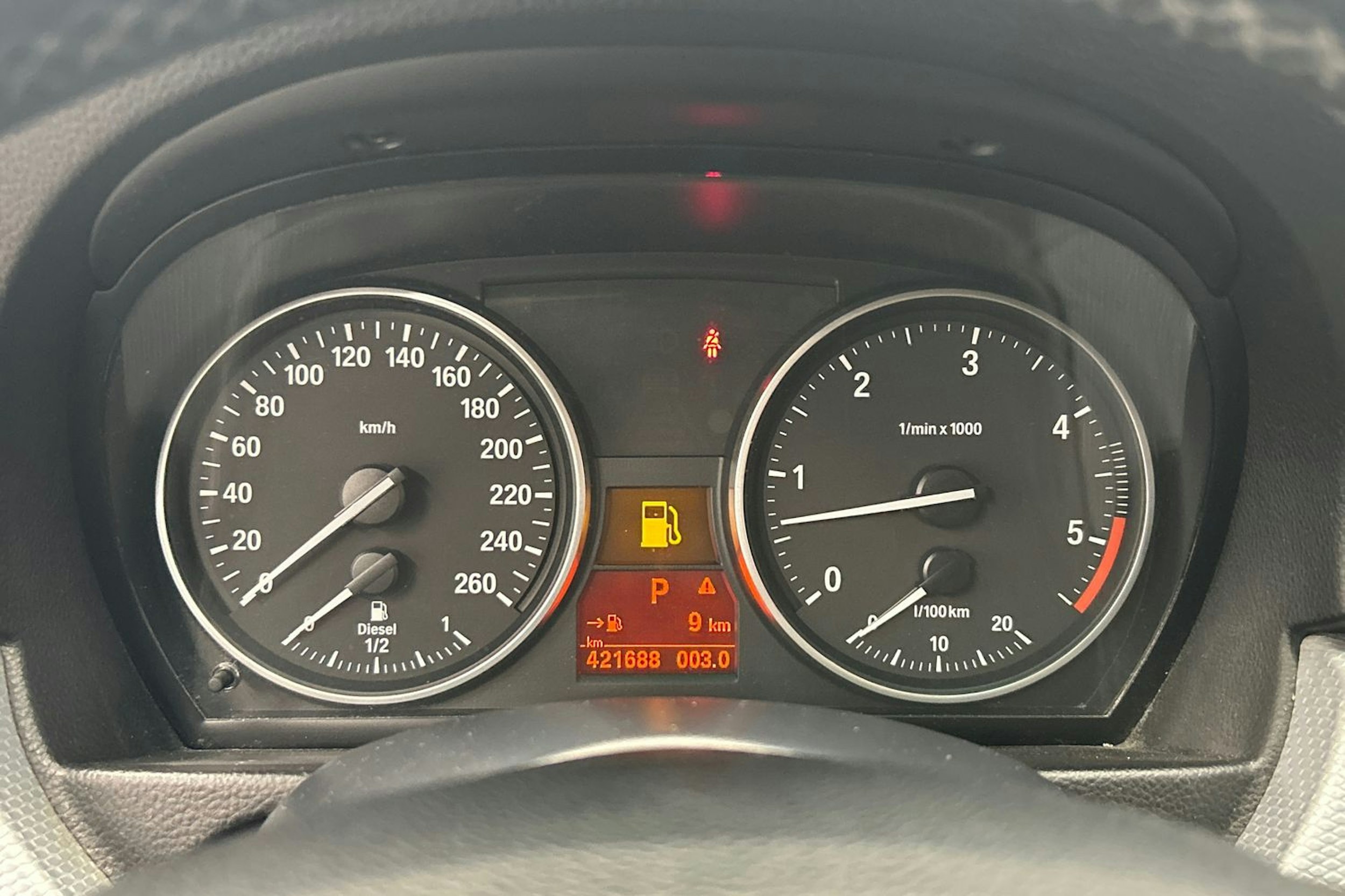 sininen BMW 330 2008 kuva 17.