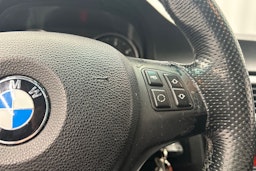 sininen BMW 330 2008 kuva 19.