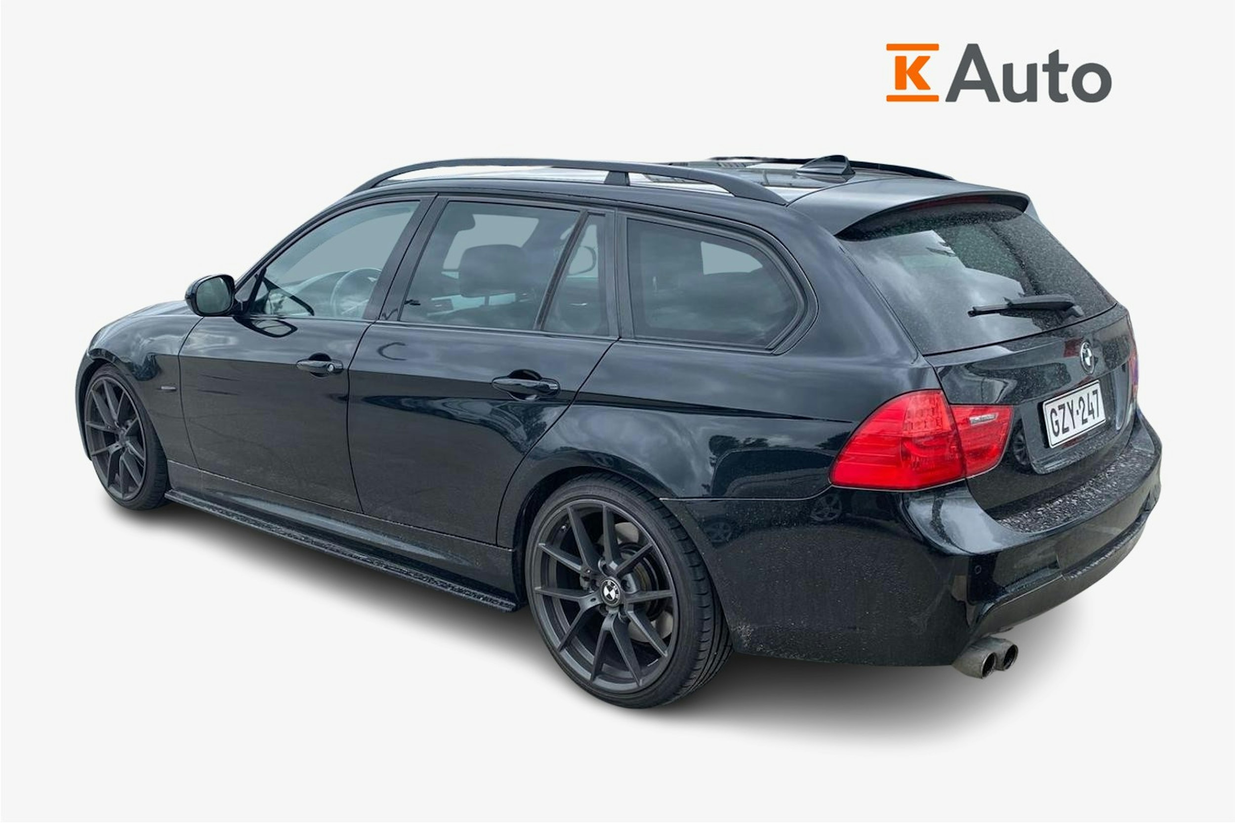 musta BMW 330 2009 kuva 2.