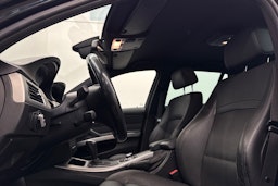 musta BMW 330 2009 kuva 15.