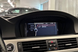 musta BMW 330 2009 kuva 29.