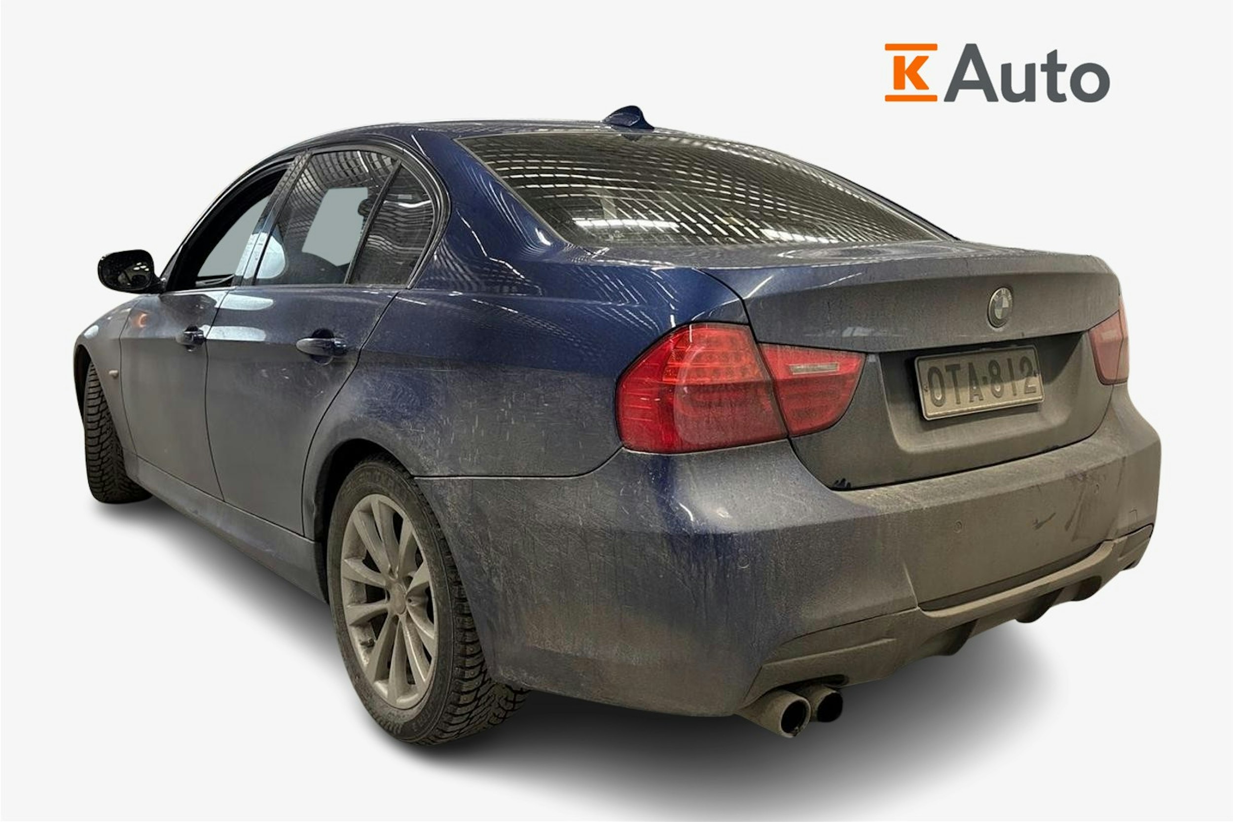 Sininen BMW 330 2010 kuva 2.