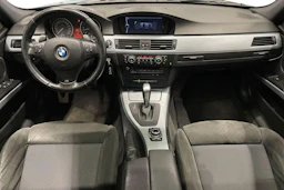 Sininen BMW 330 2010 kuva 7.