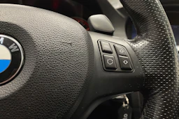 Sininen BMW 330 2010 kuva 20.