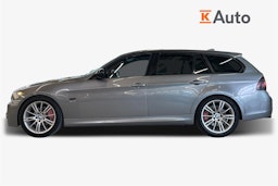 Harmaa BMW 330 2010 kuva 6.