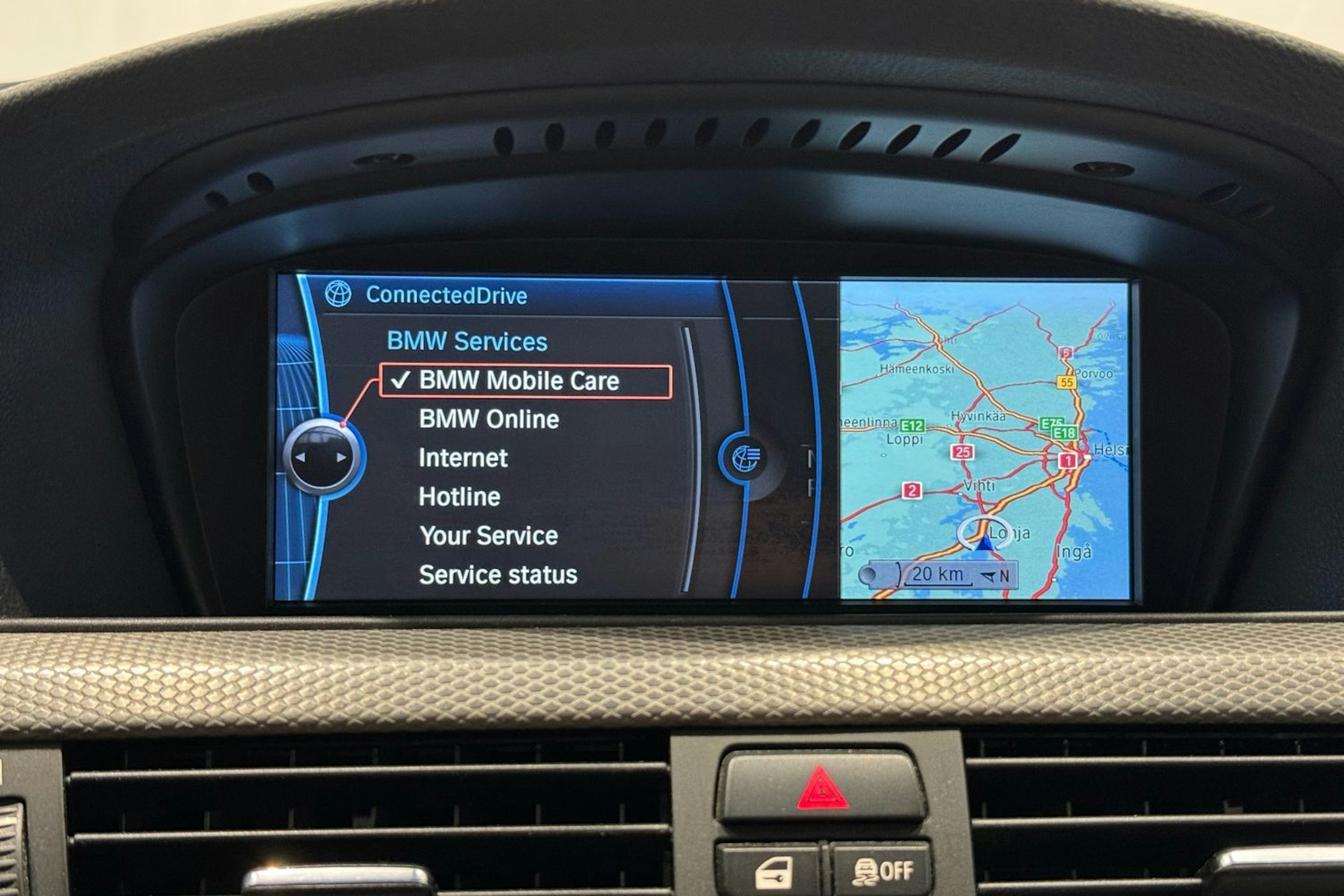 valkoinen BMW 330 2012 kuva 25.