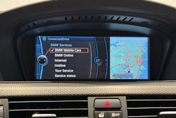 valkoinen BMW 330 2012 kuva 25.