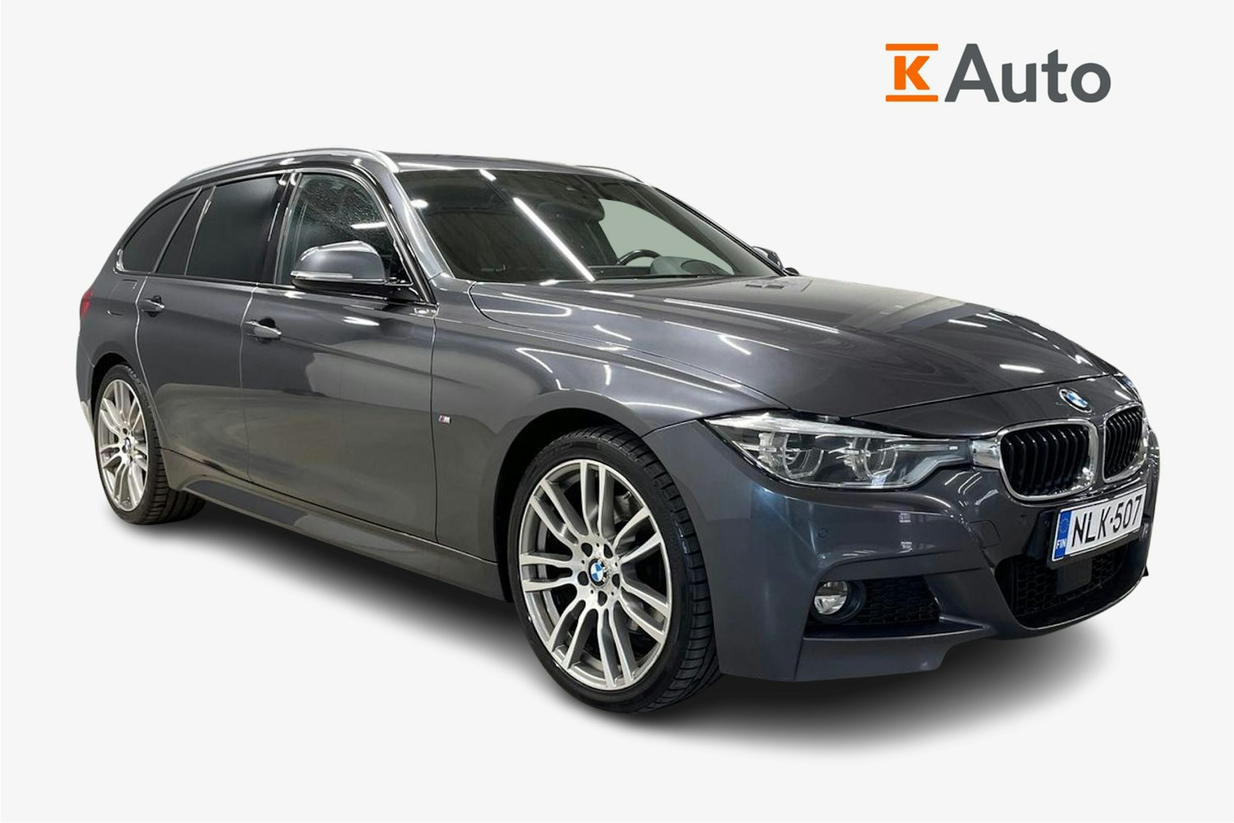BMW 330