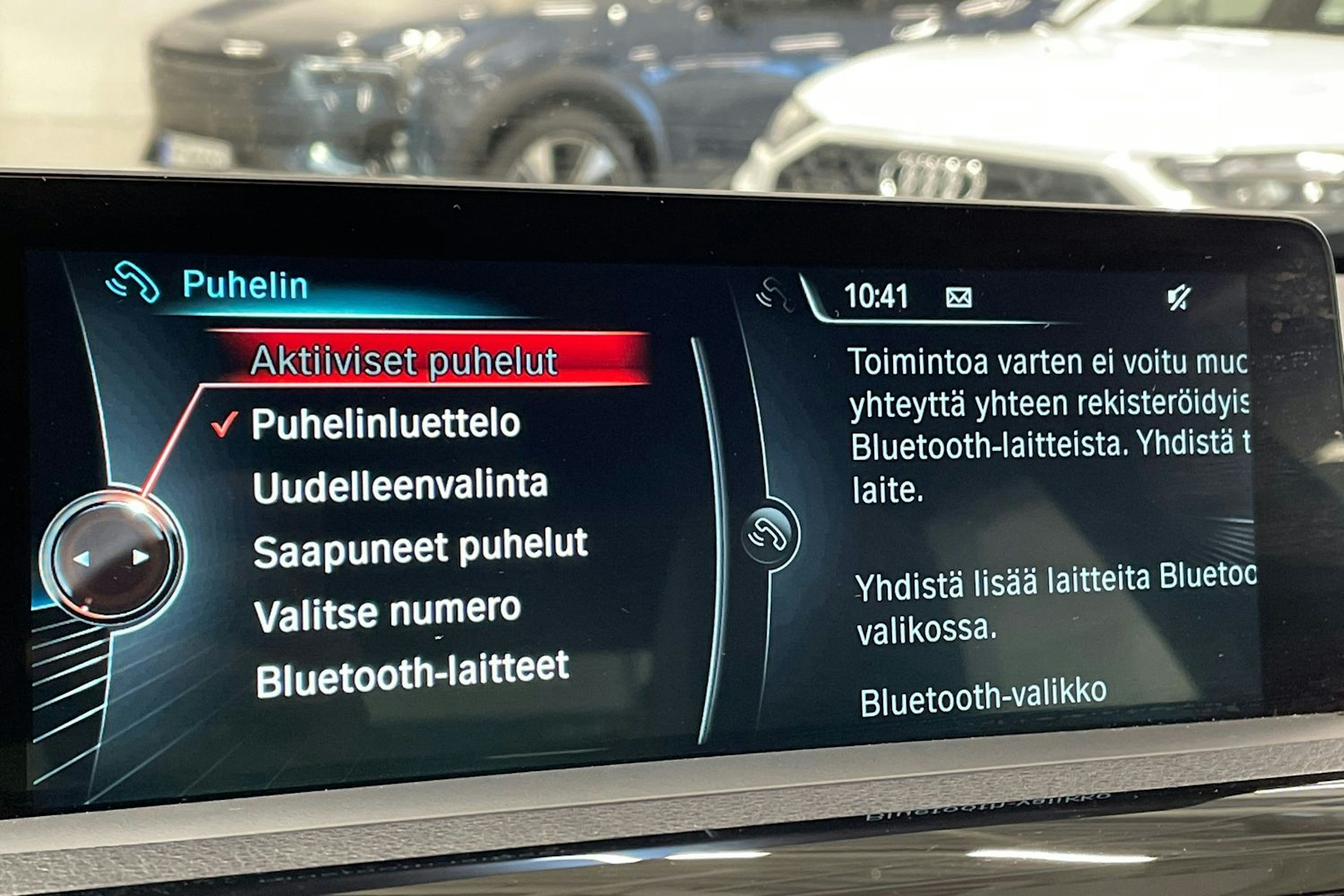 sininen BMW 330 2016 kuva 25.