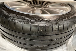 sininen BMW 330 2016 kuva 34.