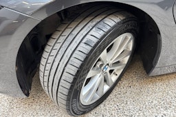 harmaa BMW 330 2017 kuva 13.