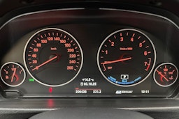 harmaa BMW 330 2017 kuva 17.