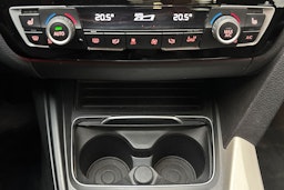 harmaa BMW 330 2017 kuva 25.