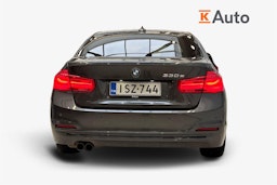 harmaa BMW 330 2017 kuva 3.