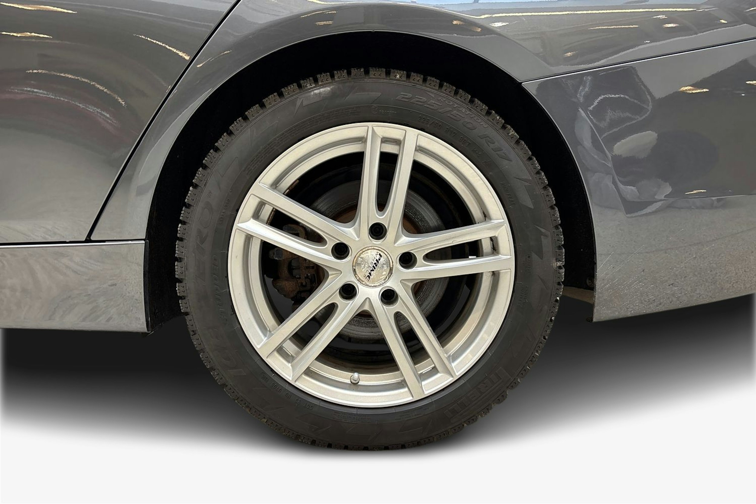 harmaa BMW 330 2017 kuva 11.