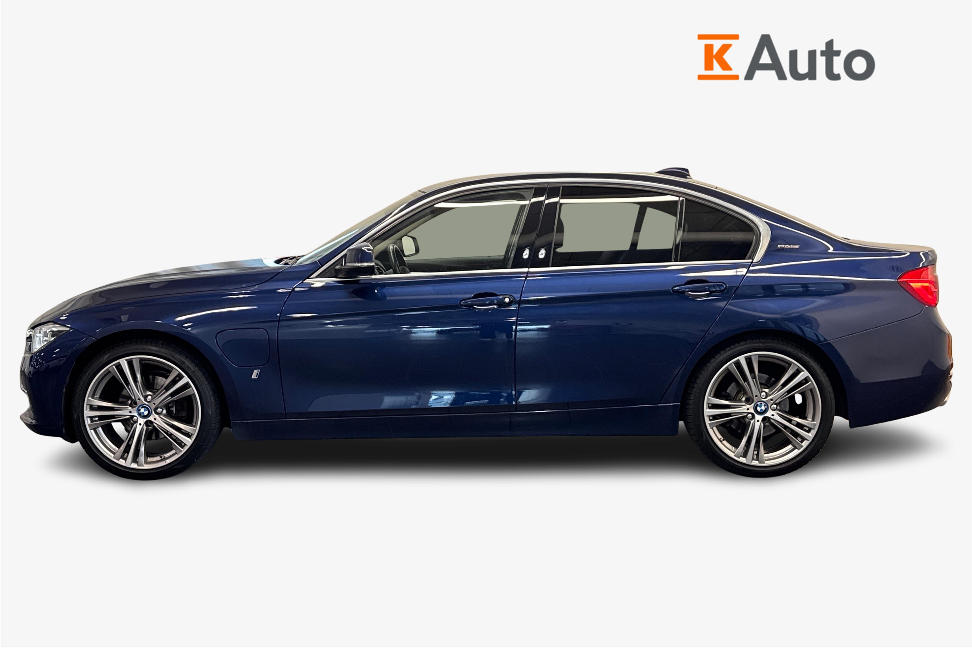 BMW 330 F30 Sedan 330e A Business Luxury 2017, kuva 5/25
