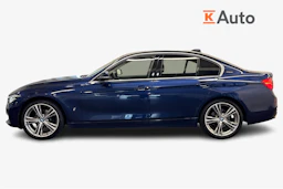 sininen BMW 330 2017 kuva 5.