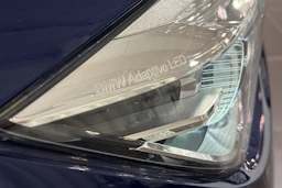 sininen BMW 330 2017 kuva 25.