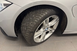 hopea BMW 330 2017 kuva 13.