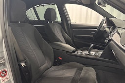 hopea BMW 330 2017 kuva 14.