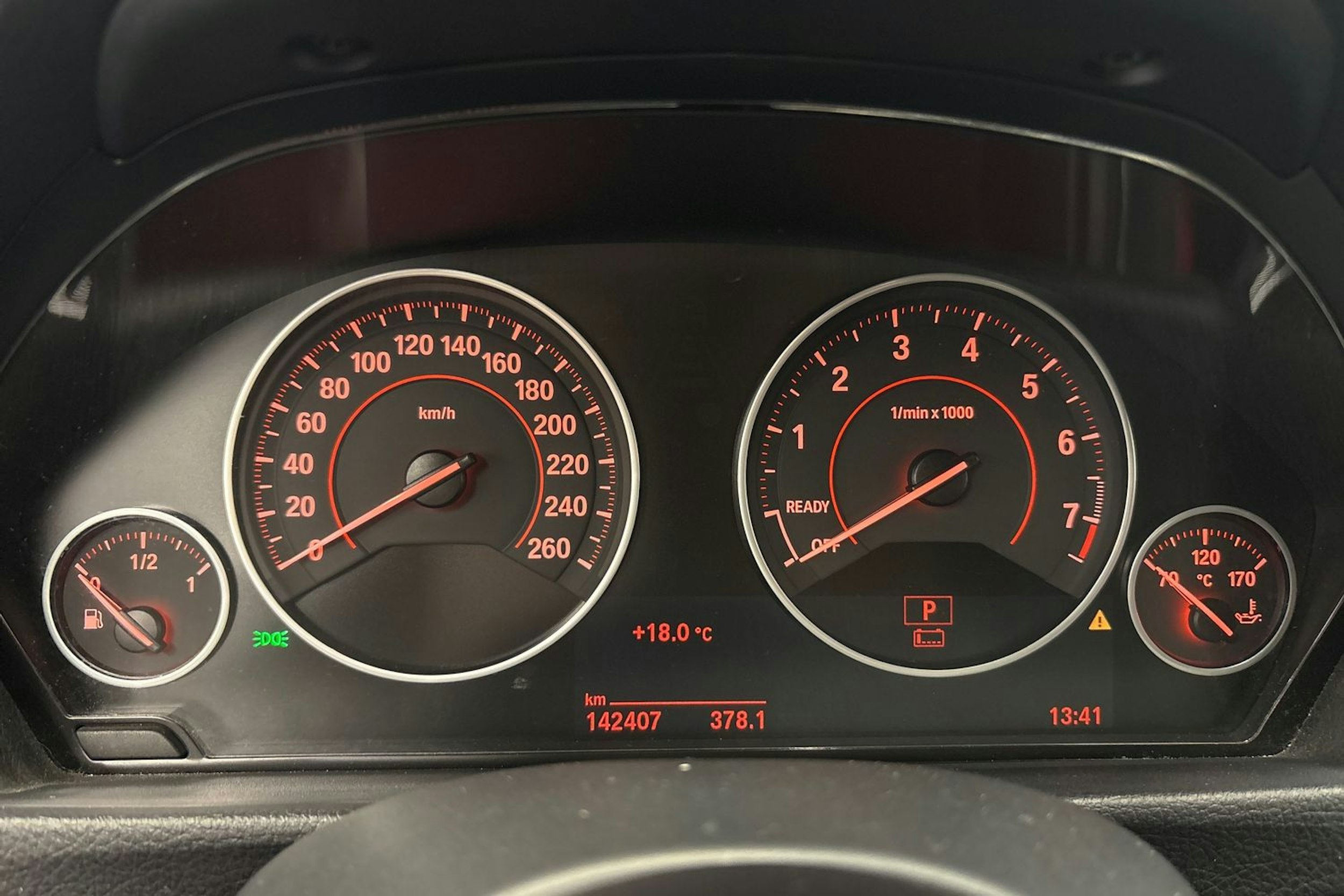 hopea BMW 330 2017 kuva 20.