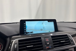 hopea BMW 330 2017 kuva 22.