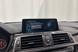 hopea BMW 330 2017 kuva 23.