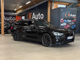 musta BMW 330 2017 kuva 1.