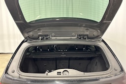 musta BMW 330 2017 kuva 34.