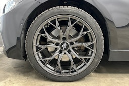 musta BMW 330 2017 kuva 36.