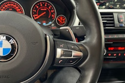 Oranssi BMW 330 2018 kuva 18.