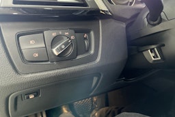 Oranssi BMW 330 2018 kuva 26.