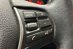 ruskea (beige) BMW 330 2018 kuva 14.
