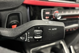 ruskea (beige) BMW 330 2018 kuva 16.