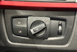 ruskea (beige) BMW 330 2018 kuva 17.