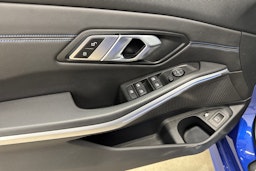 met. sininen BMW 330 2019 kuva 14.