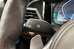 met. sininen BMW 330 2019 kuva 16.