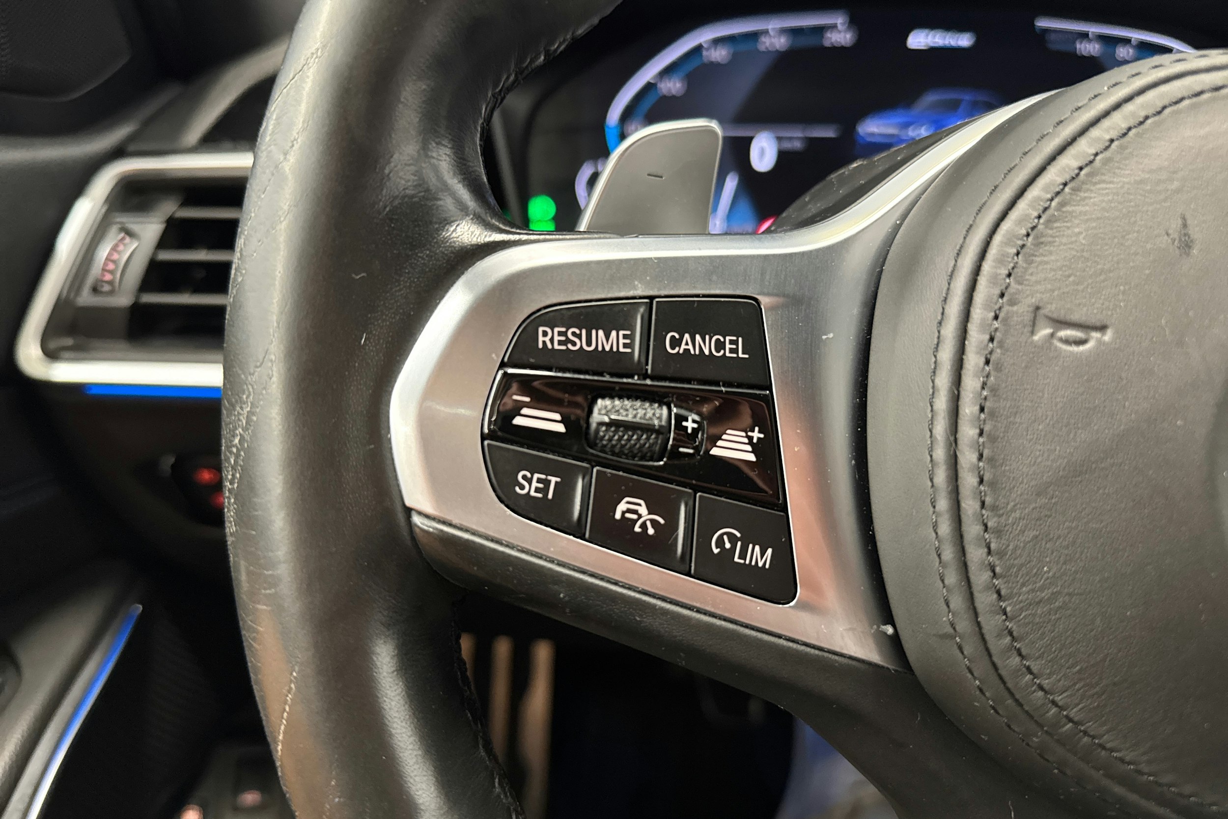 met. sininen BMW 330 2019 kuva 17.