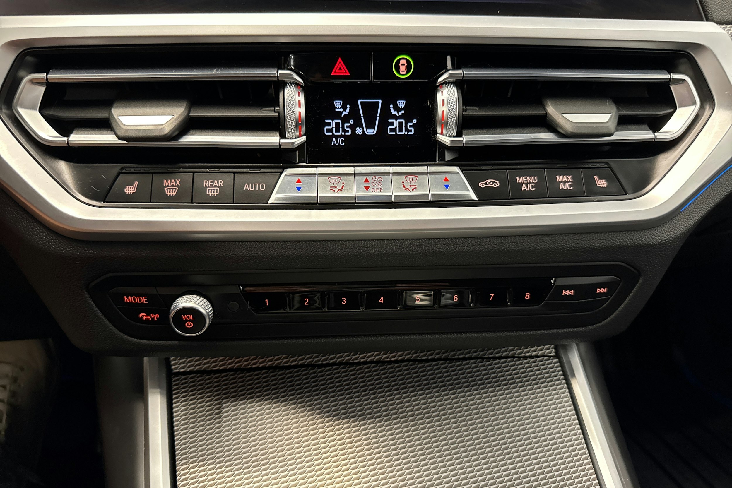 met. sininen BMW 330 2019 kuva 20.
