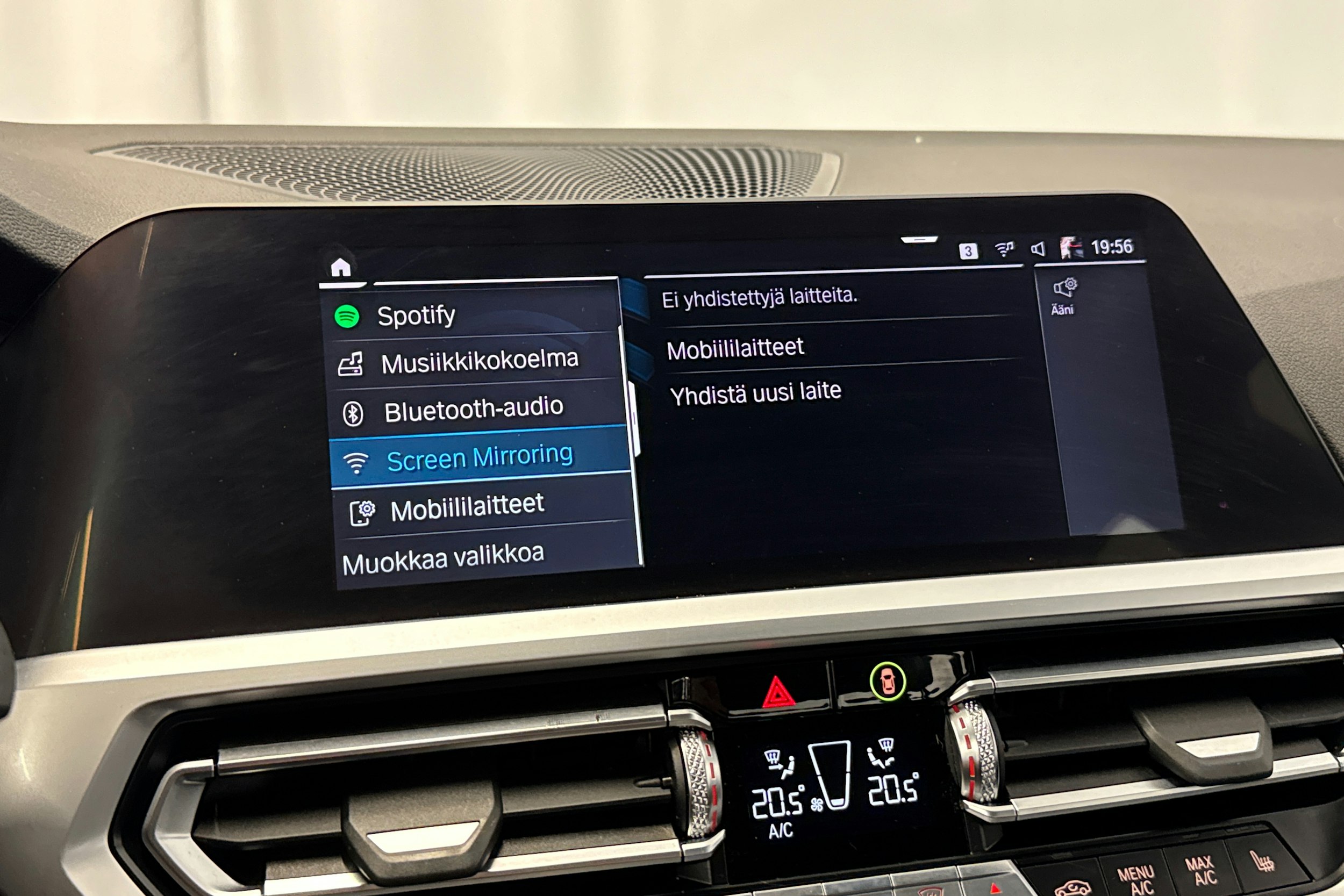 met. sininen BMW 330 2019 kuva 23.