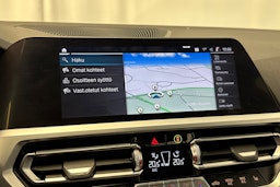 met. sininen BMW 330 2019 kuva 24.