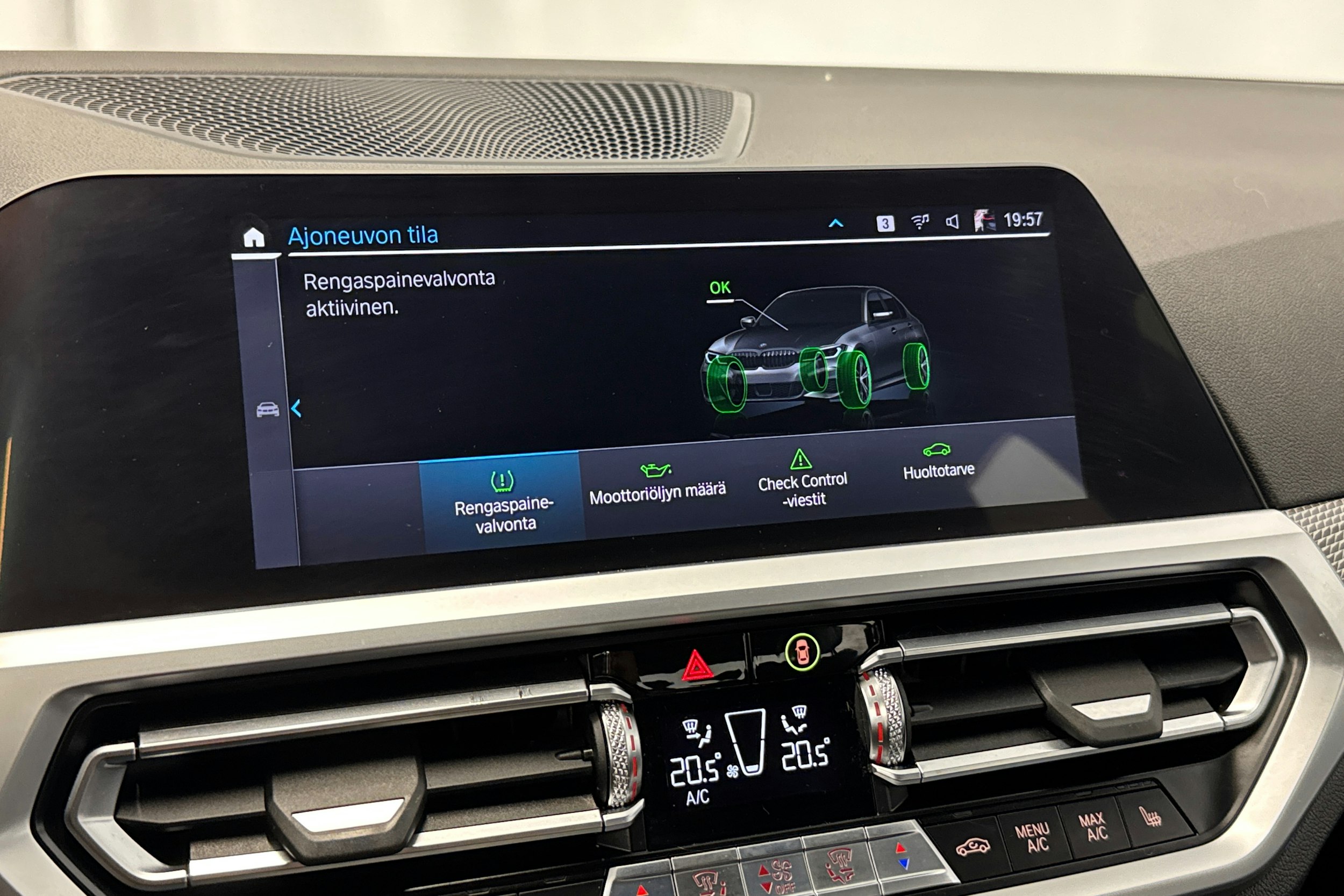 met. sininen BMW 330 2019 kuva 27.
