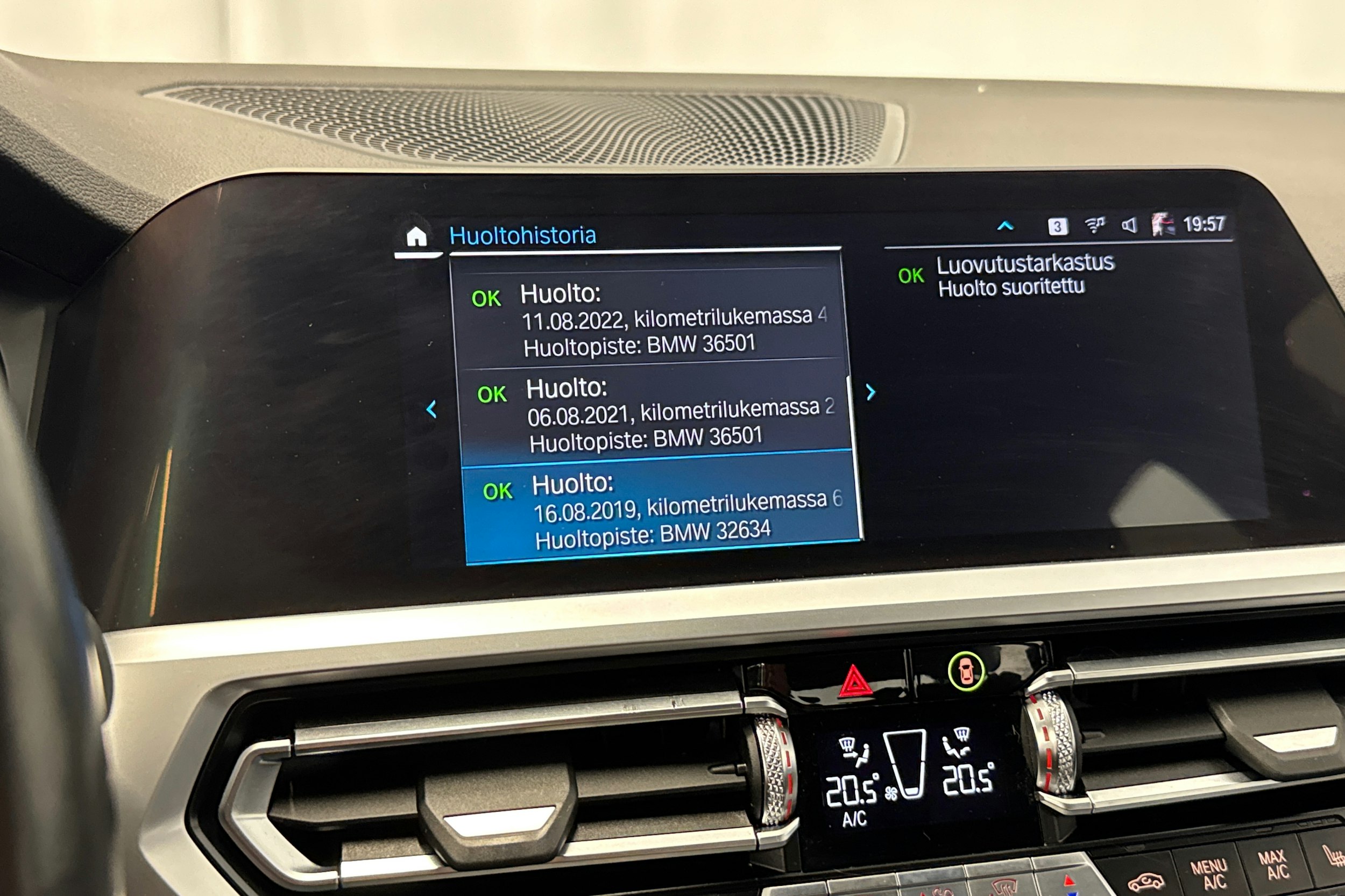 met. sininen BMW 330 2019 kuva 29.