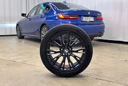 met. sininen BMW 330 2019 kuva 32.