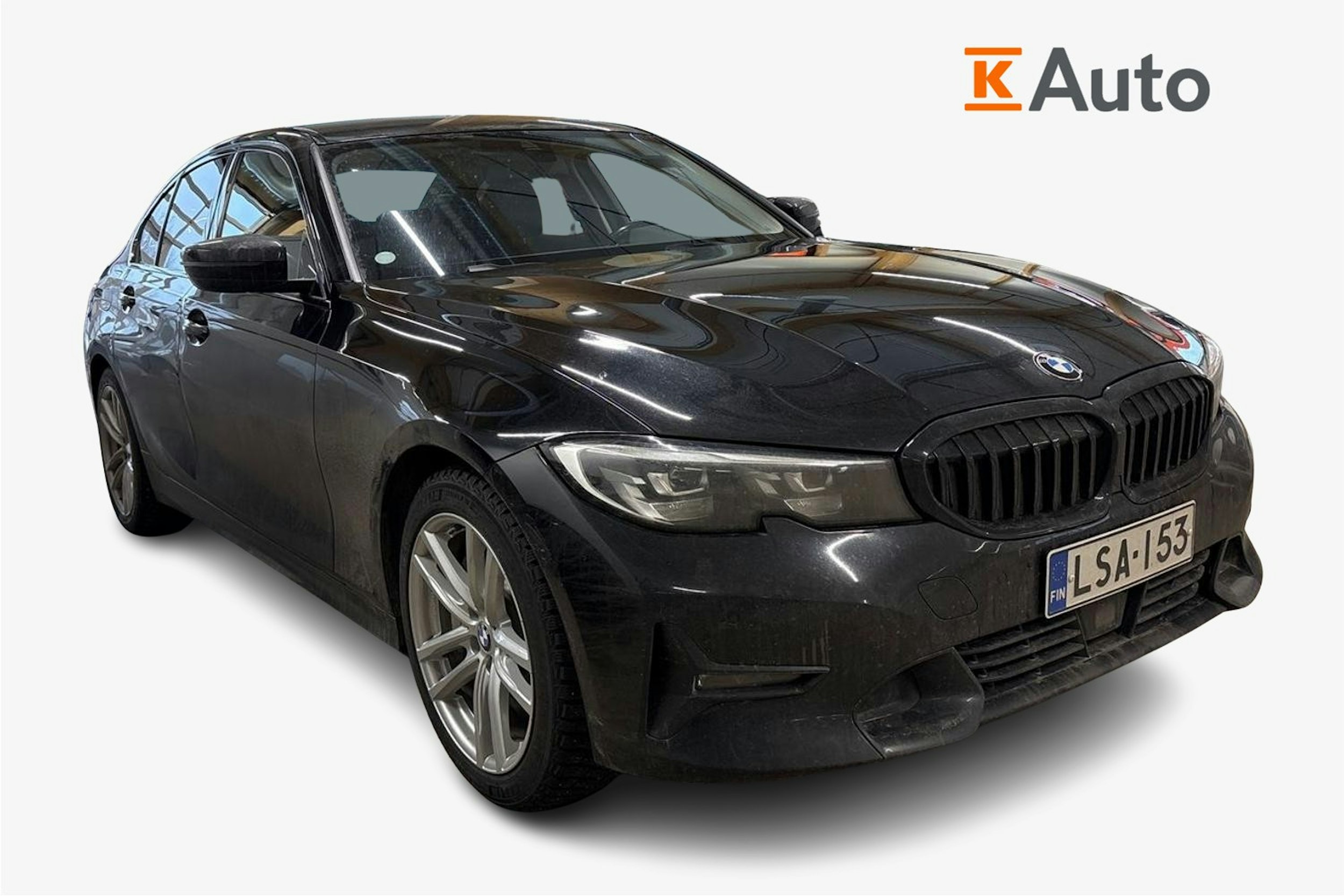 musta BMW 330 2019 kuva 1.