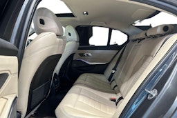 harmaa BMW 330 2020 kuva 10.