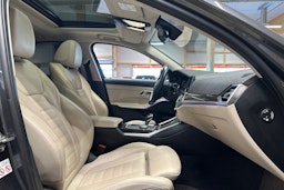 harmaa BMW 330 2020 kuva 15.