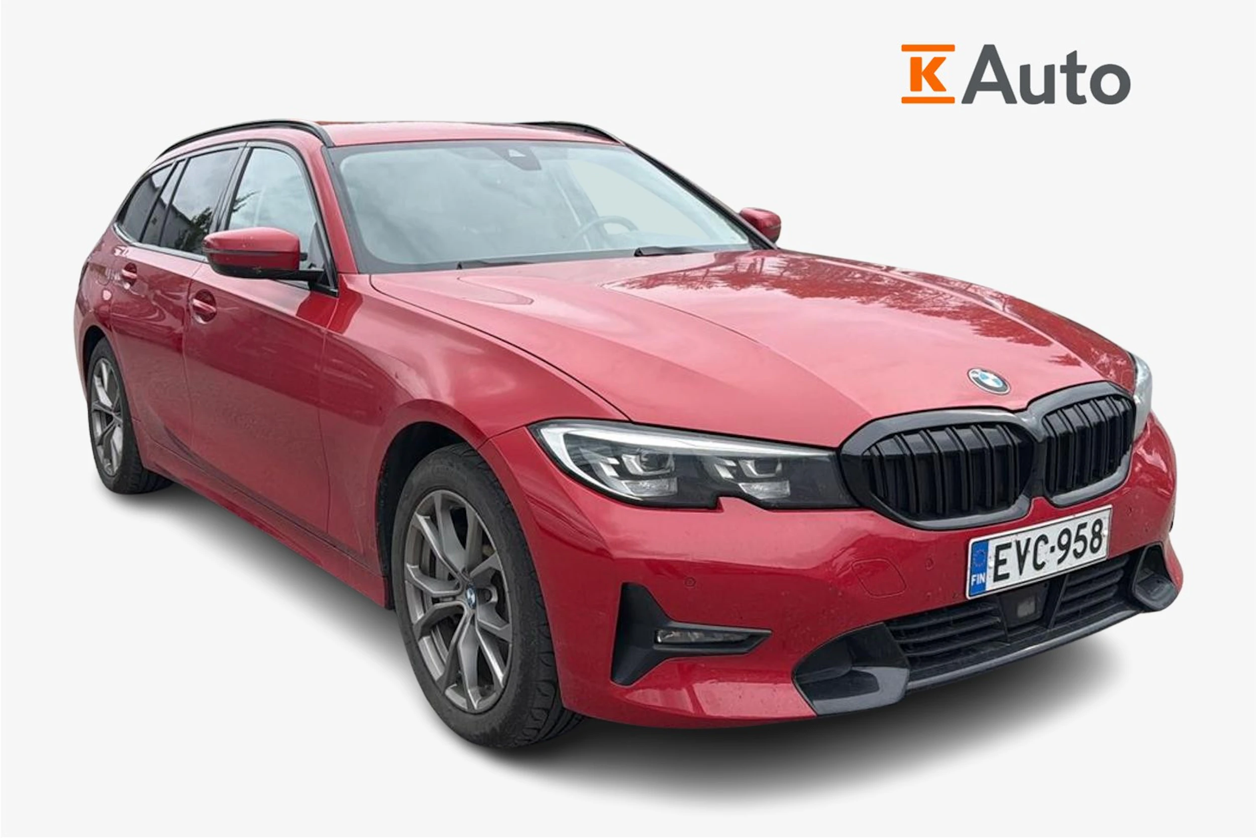 punainen BMW 330 2020 kuva 1.