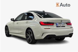 valkoinen BMW 330 2020 kuva 2.