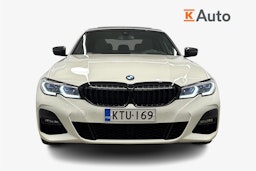 valkoinen BMW 330 2020 kuva 5.